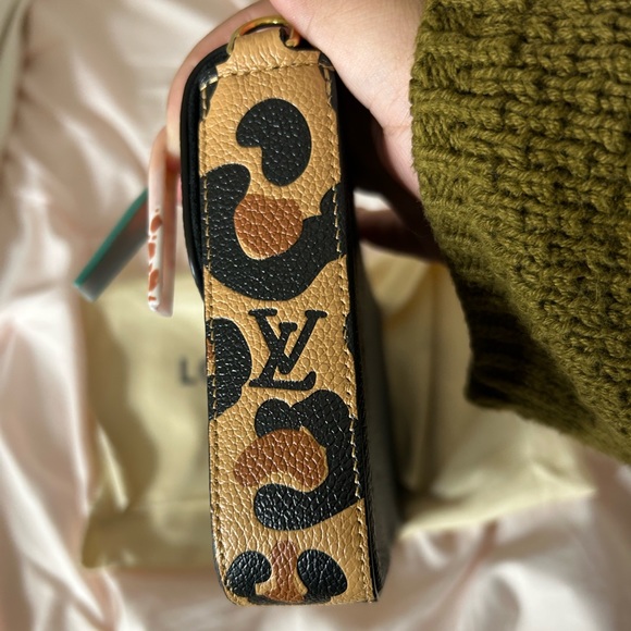 Louis Vuitton Limited Edition Felicie Pochette Wild - Picture 5 of 12